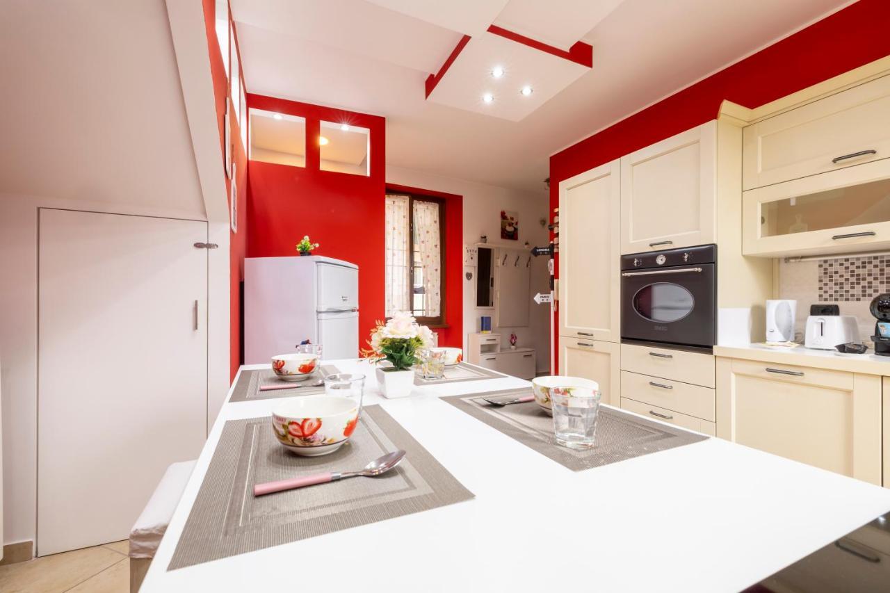 Appartement Leonardo Academy In 5' - Parcheggio Gratis - Laghi & Wi-Fi à Sesto Calende Extérieur photo